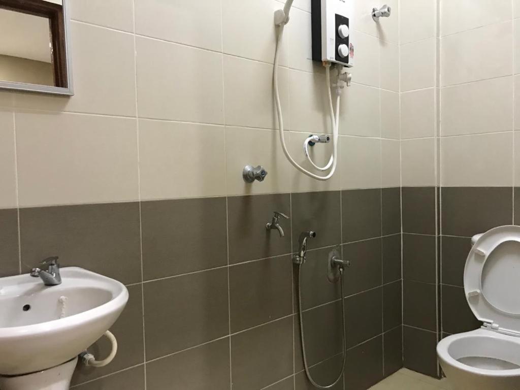 Hotel Nawar Pasir Mas Eksteriør billede