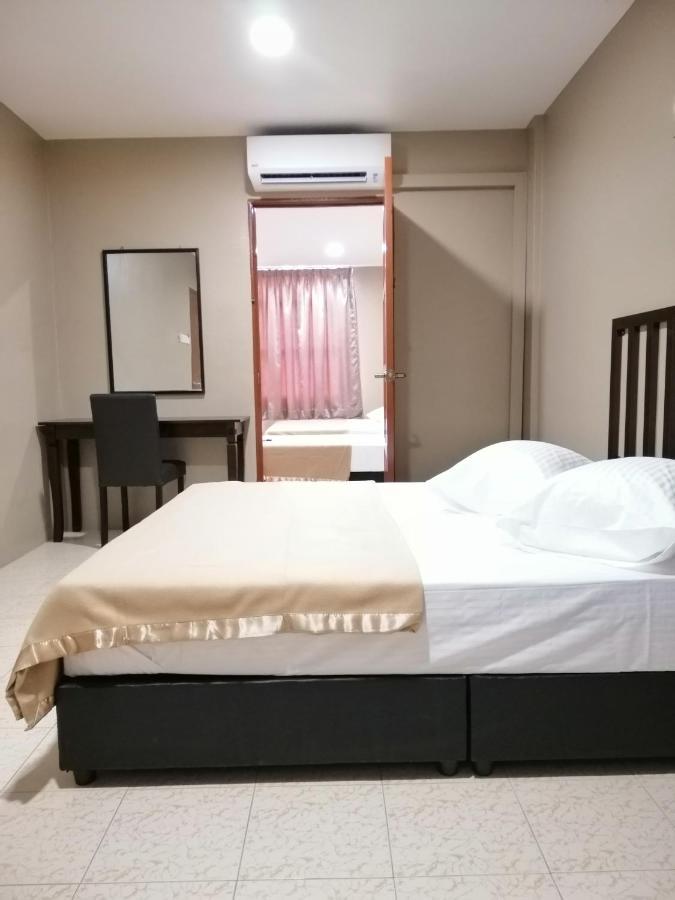 Hotel Nawar Pasir Mas Eksteriør billede